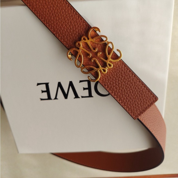 Loewe Tan Brown Grained Leather Belt with Gold Anagram Buckle Size 90 - Picture 5 of 6